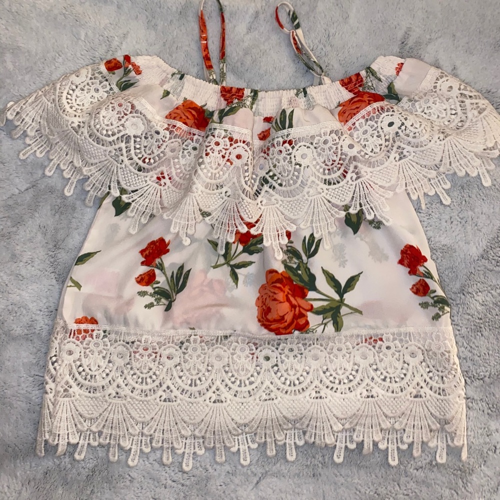 NOBO- Off the shoulder flower printed top